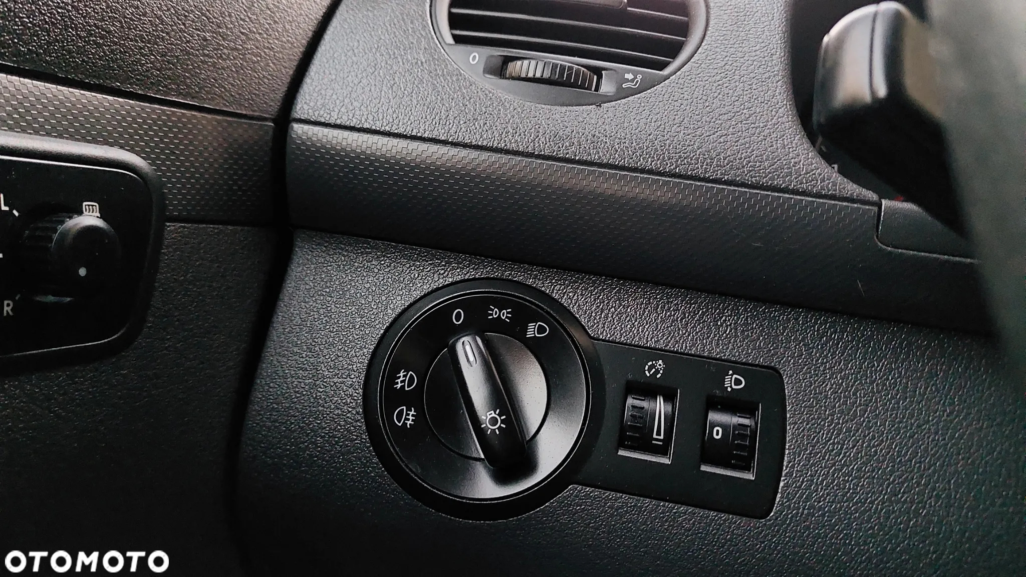 Volkswagen Caddy - 19