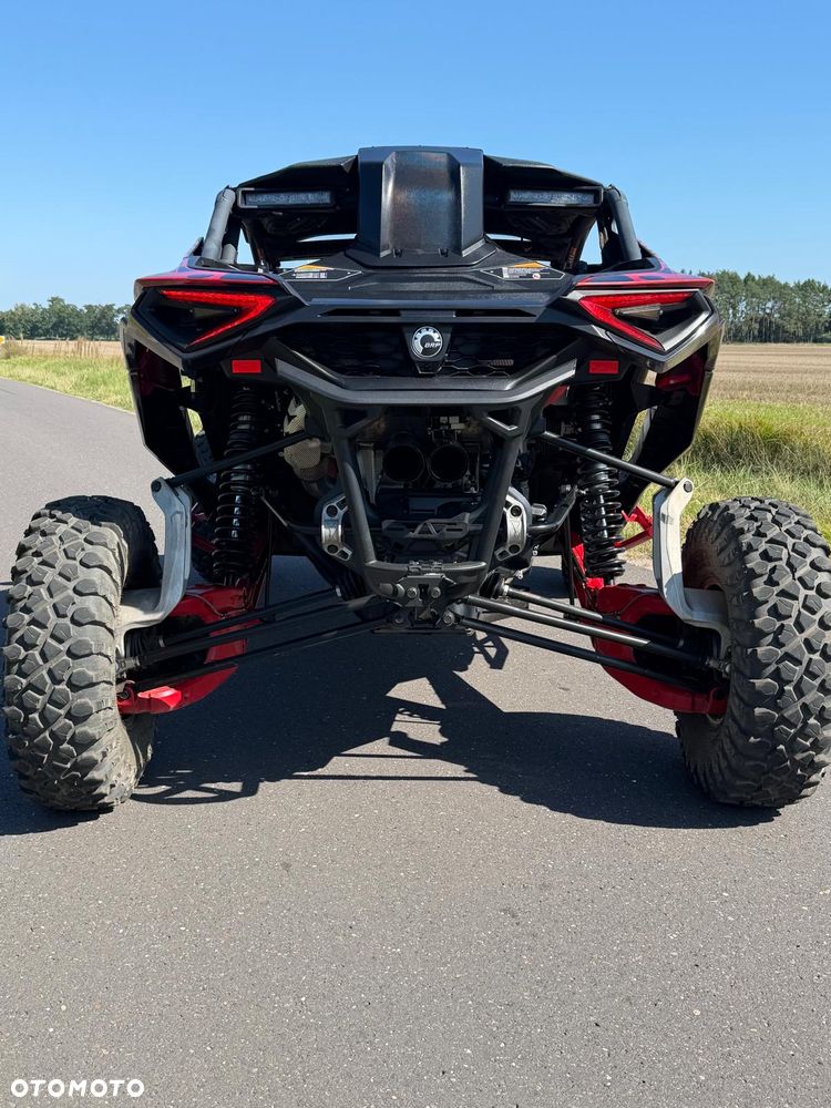 Can-Am Maverick - 7