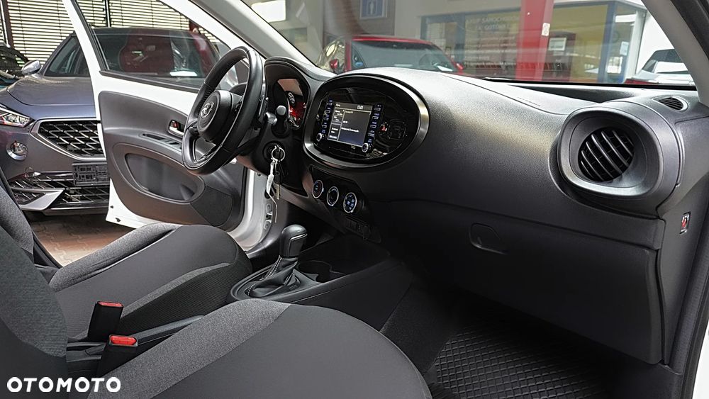Toyota Aygo X - 15