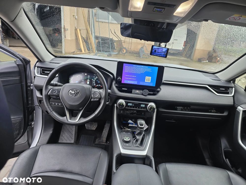 Toyota RAV4 - 13