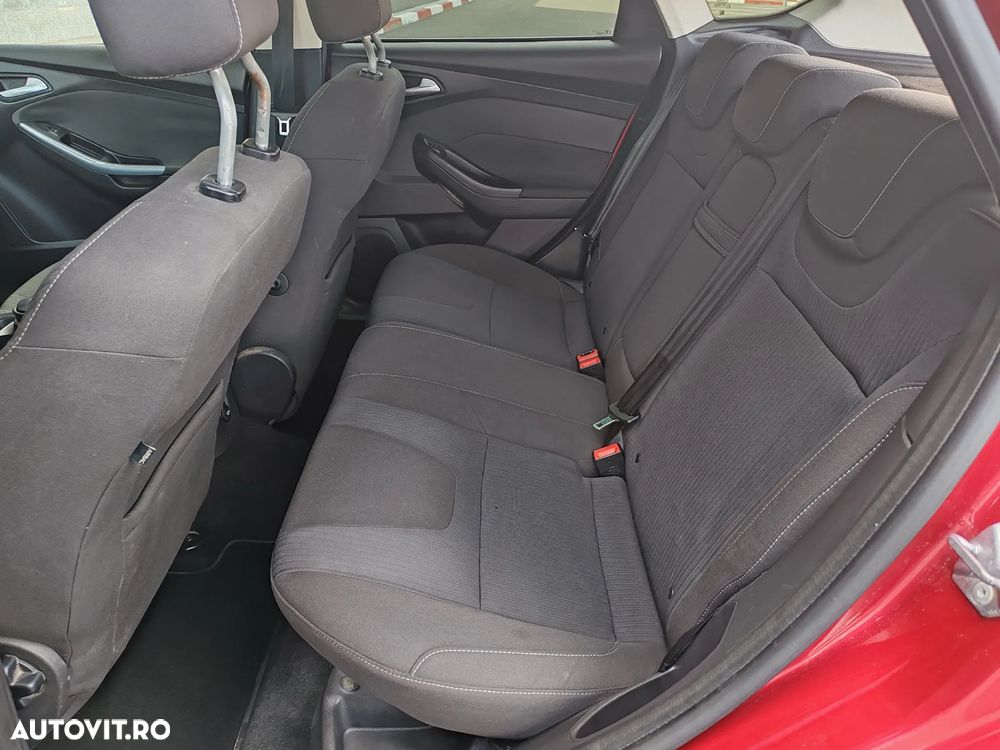 Ford Focus 1.6 Ti-VCT Titanium - 17