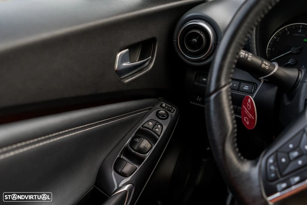 Nissan Juke 1.0 DIG-T N-Connecta - 10