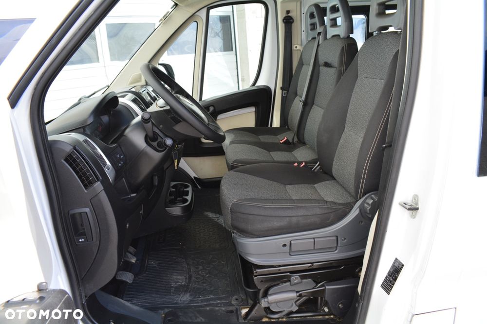 Fiat Ducato 2,3 MuliJet 130KM średniak - 23