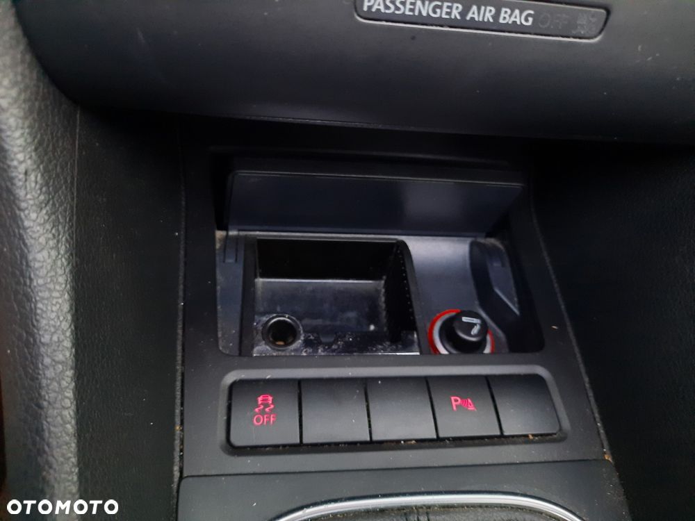Volkswagen Golf 1.6 TDI Comfortline - 34