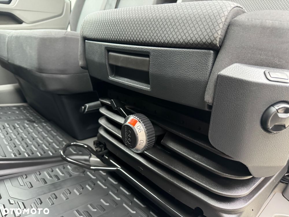 Volkswagen Crafter - 27