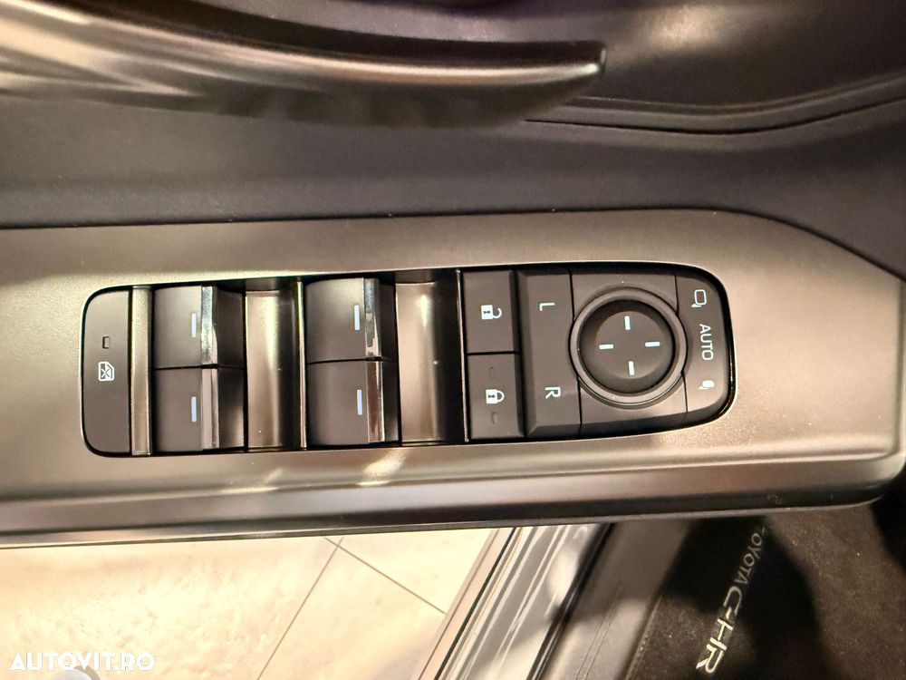 Toyota C-HR 72 kWh Dynamic Long Range - 19