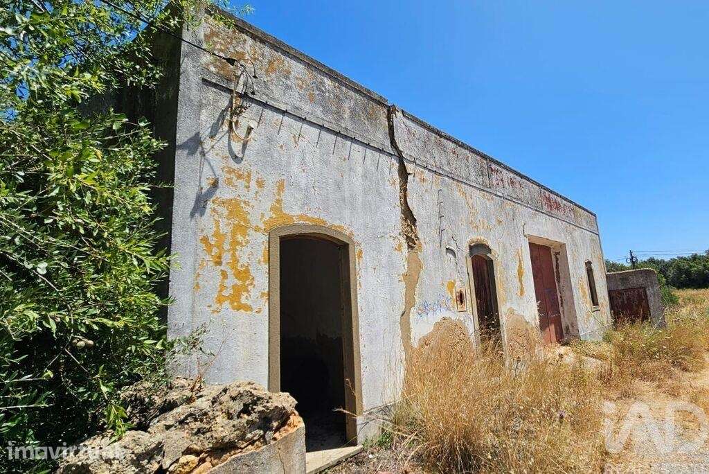 Prédio em Loulé (São Clemente) de 133,00 m2