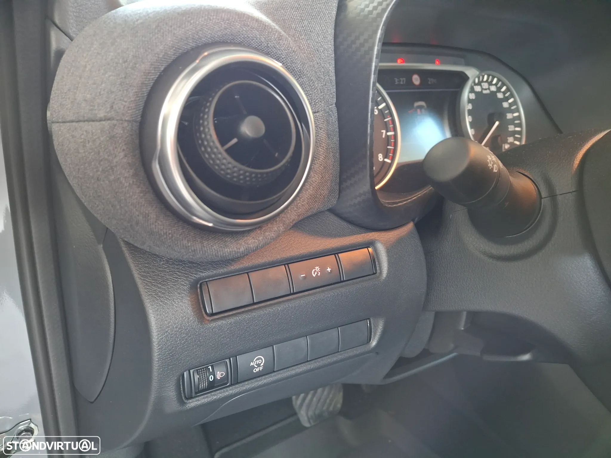 Nissan Juke 1.0 DIG-T N-Design DCT - 11