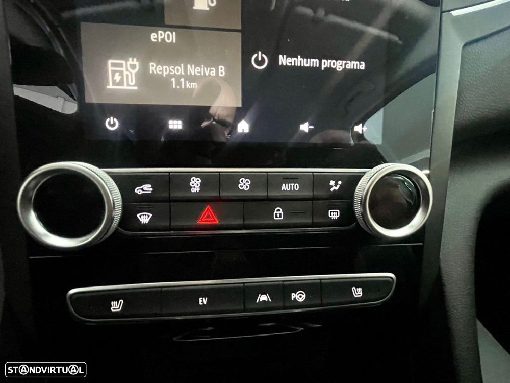 Renault Mégane Sport Tourer E-TECH Plug-in 160 INTENS - 22