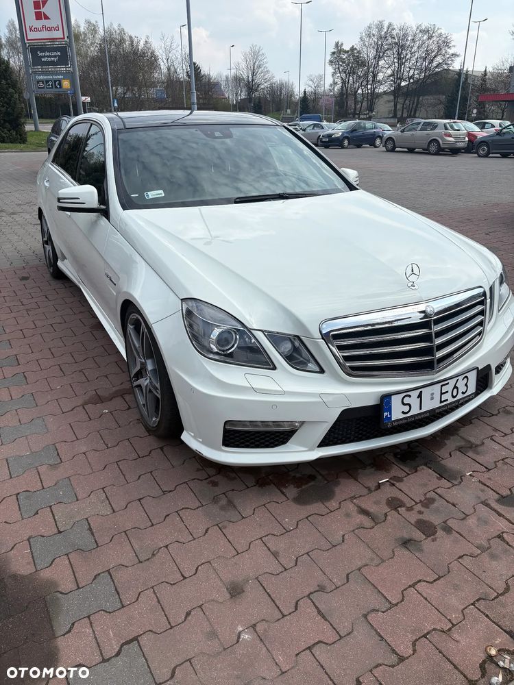 Mercedes-Benz Klasa E 63 AMG - 5