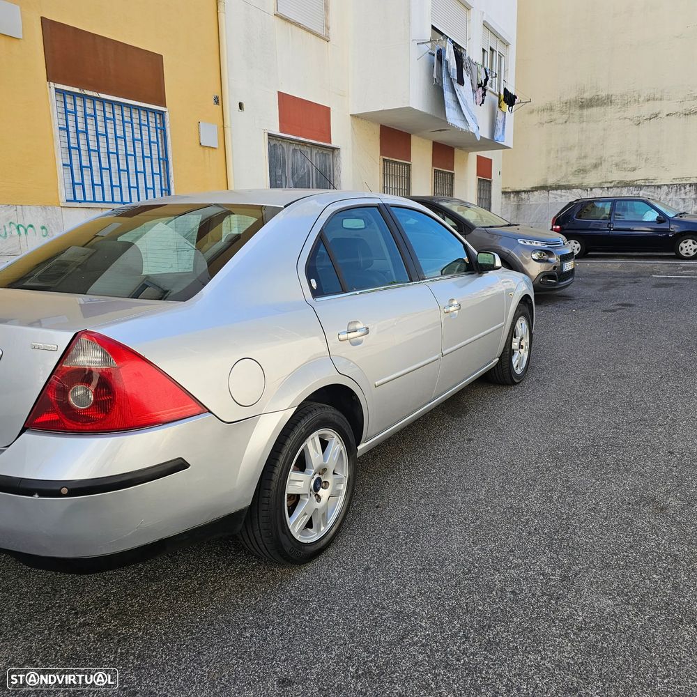 Ford Mondeo 2.0 TDCI Trend - 5
