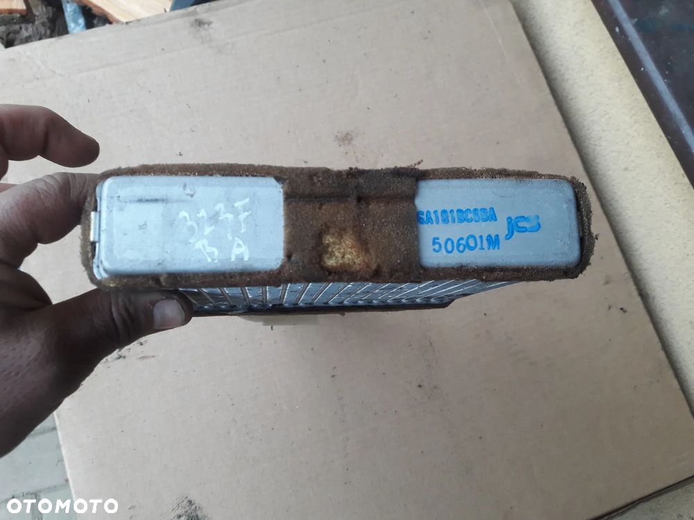 Mazda 323 323f 323p 323s 323c  BA 1.3 1.5 1.8 2.0V6  Nagrzewnica wody - 3