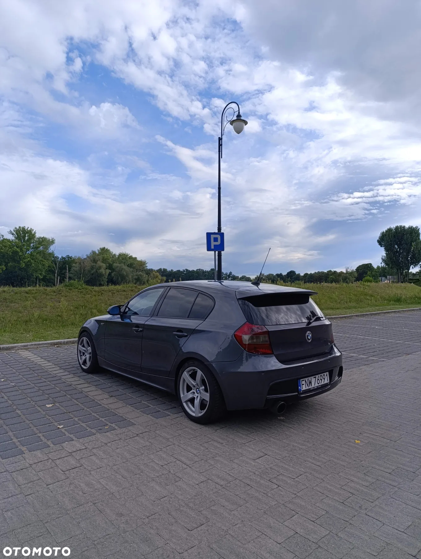 BMW Seria 1 120i - 6