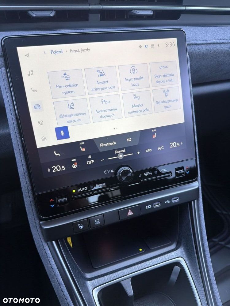 Lexus LBX 1.5 Hybrid Original Edition - 17