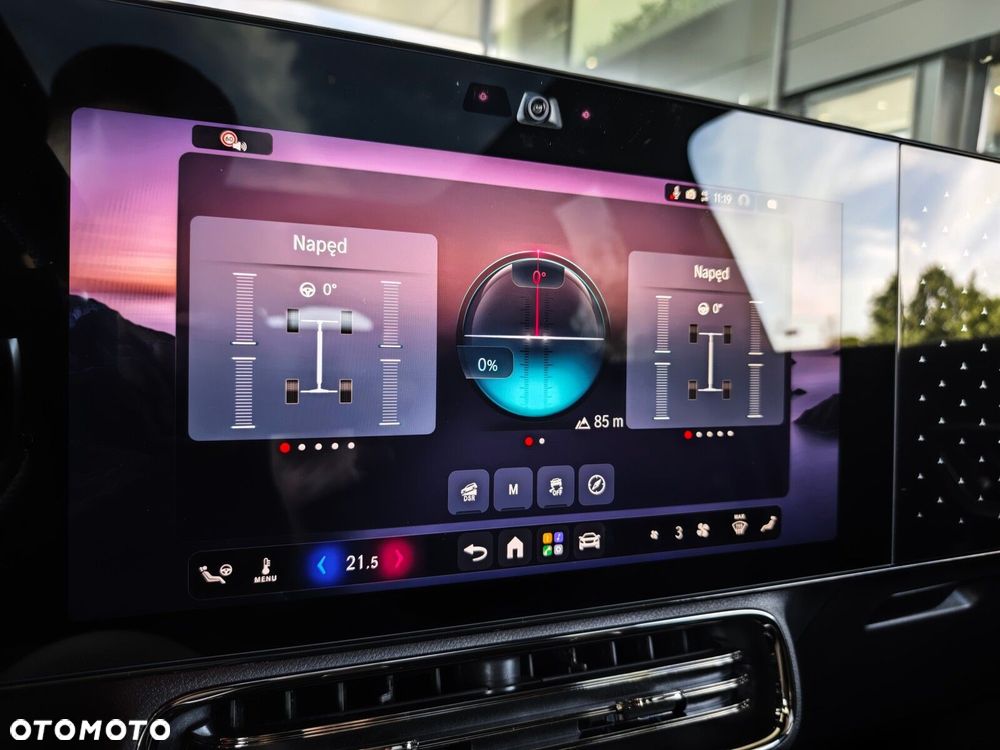 Mercedes-Benz GLB - 21