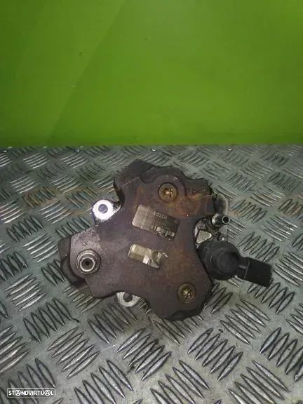 Reparação Peças Motor BMW 320 2.0 TD 2005 Ref 204D4 - 16