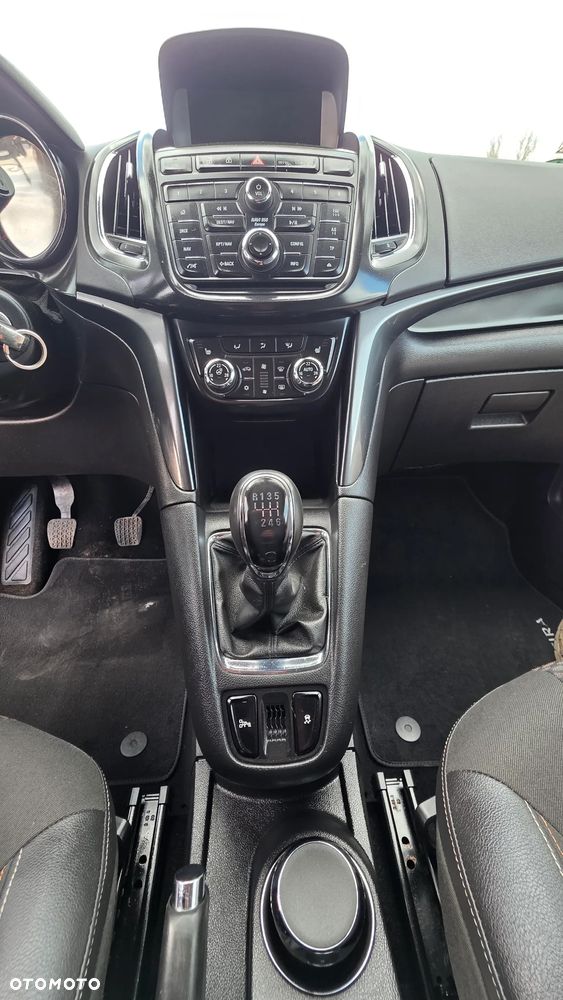 Opel Zafira 1.4 Turbo Innovation - 32