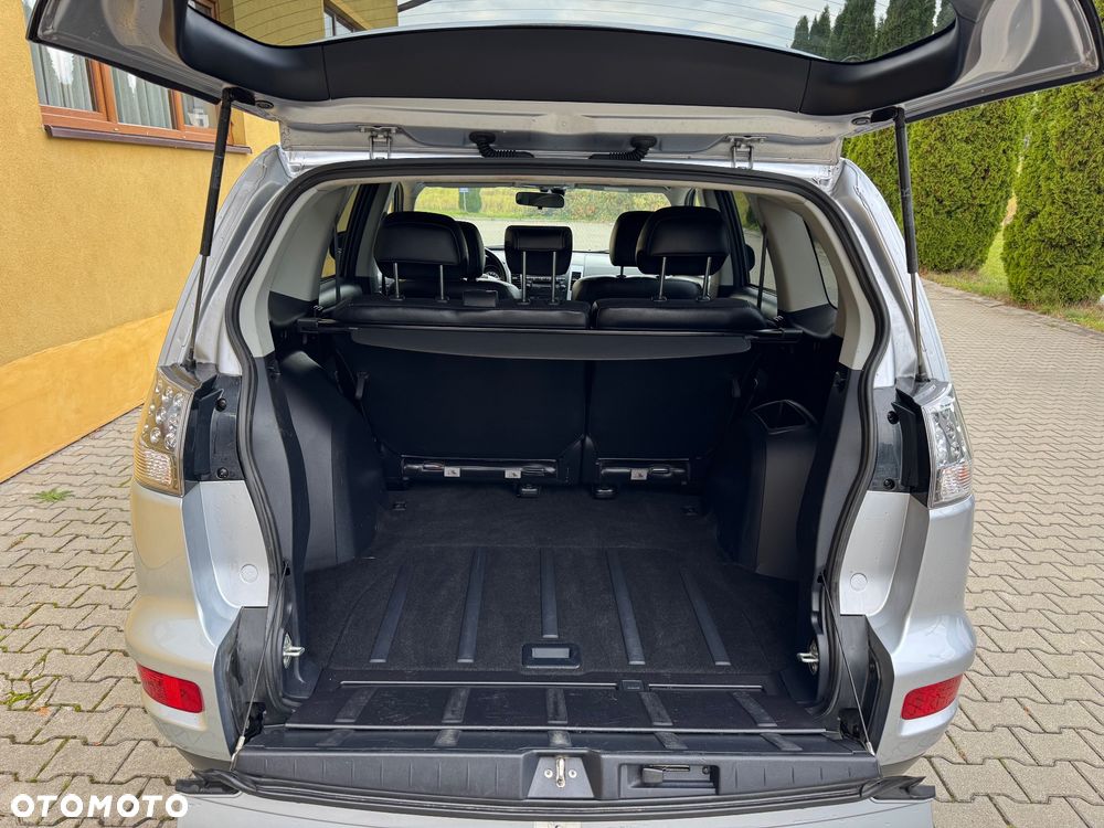 Mitsubishi Outlander 2.0 2WD Motion - 24