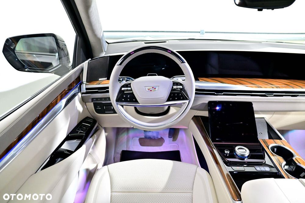Cadillac Escalade - 23
