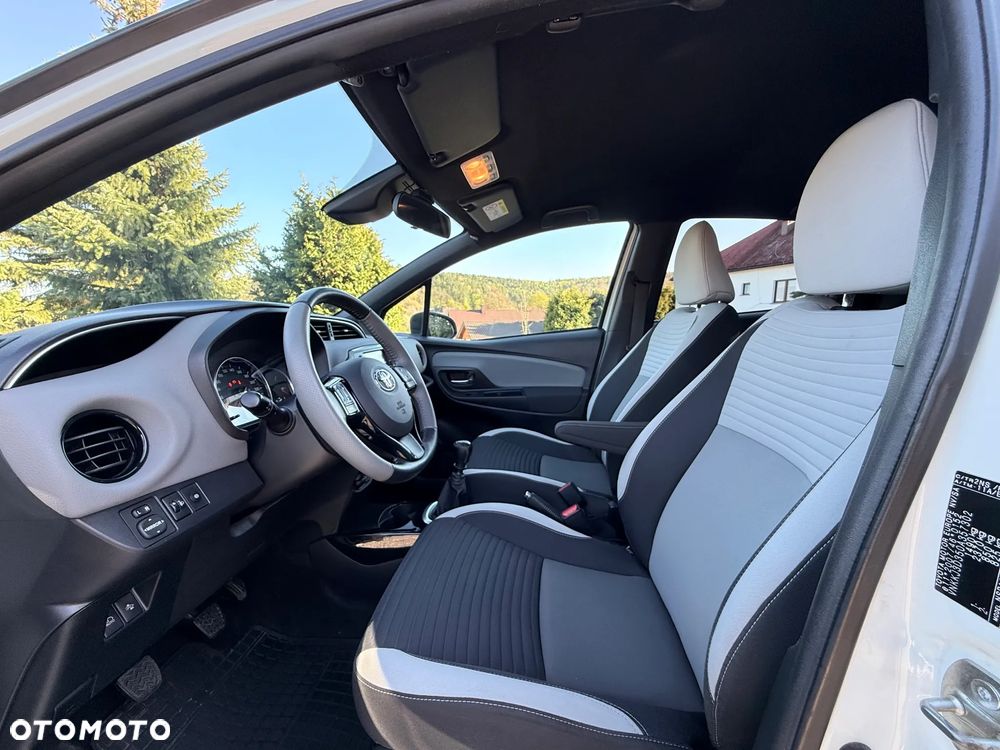 Toyota Yaris 1.33 Selection Vibe - 16
