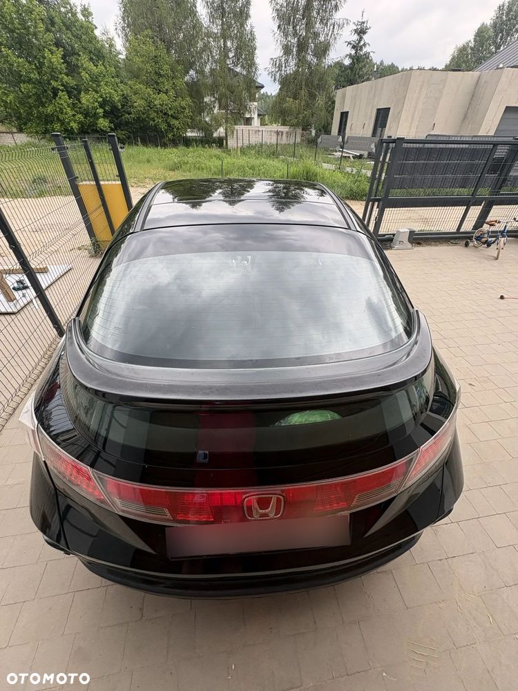 Honda Civic 1.8 Executive - 3