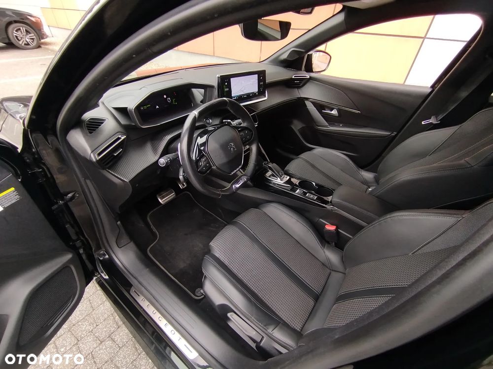 Peugeot 208 PureTech 100 EAT8 GT Pack - 7