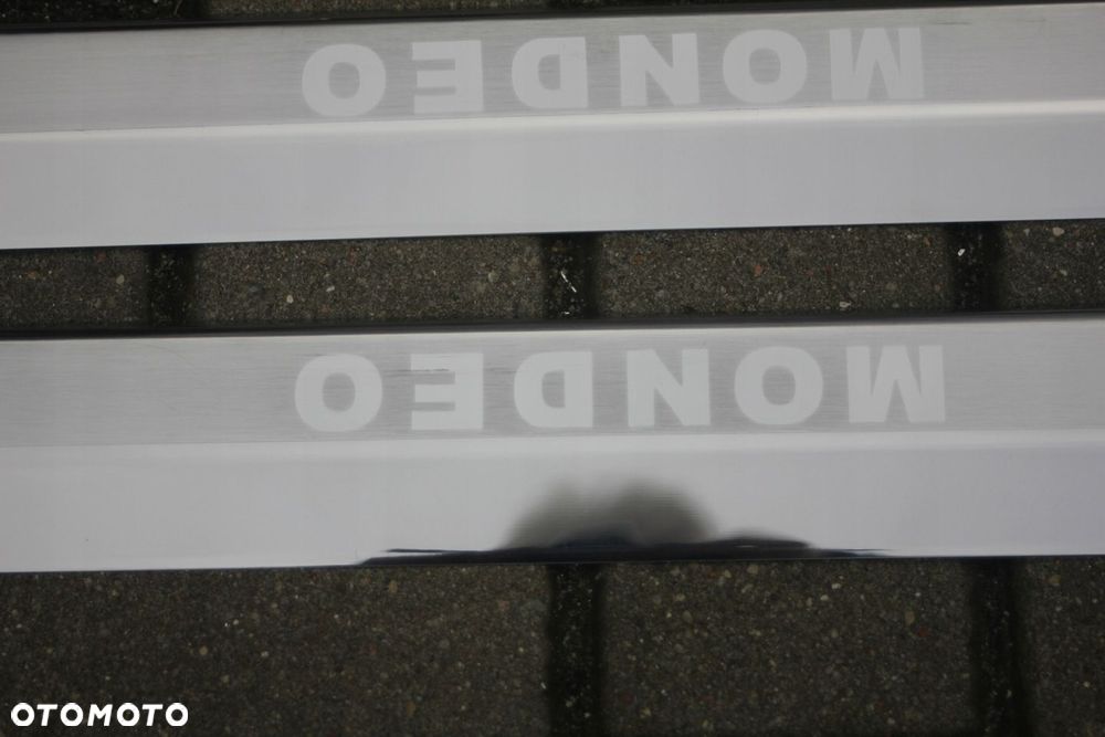 NAKŁADKI PROGI LISTWA FORD MONDEO 2008 - 5