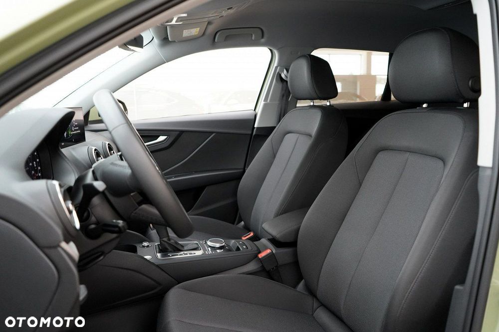 Audi Q2 - 18