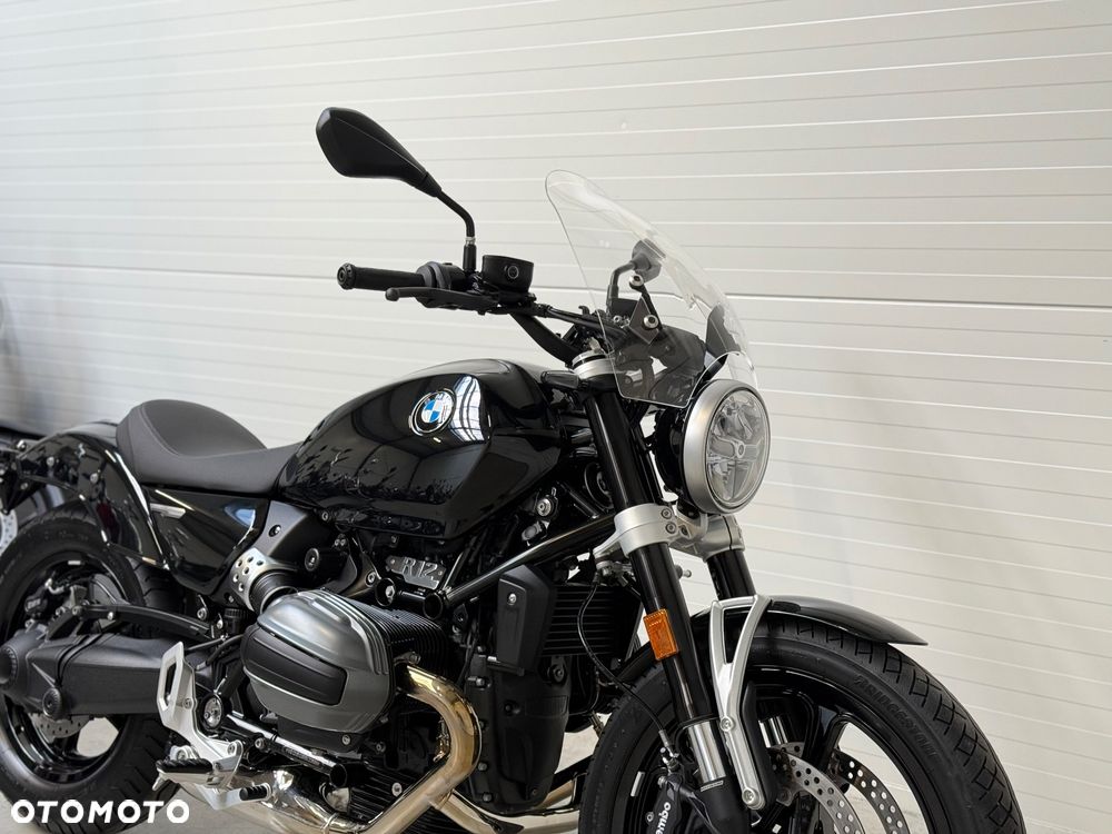 BMW R - 8