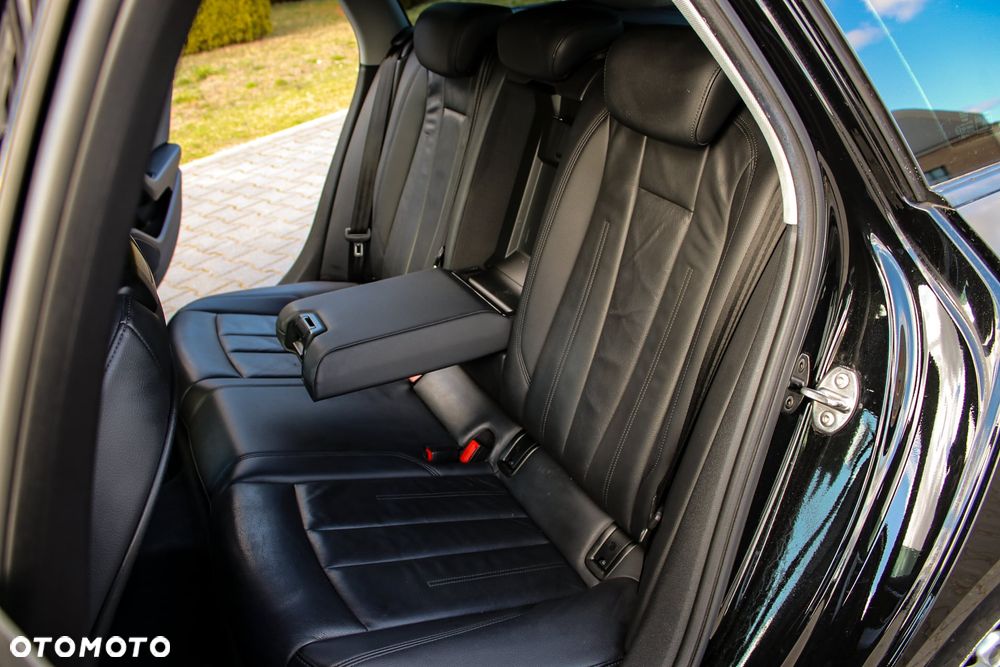 Audi A4 Avant 2.0 TDI S tronic - 29
