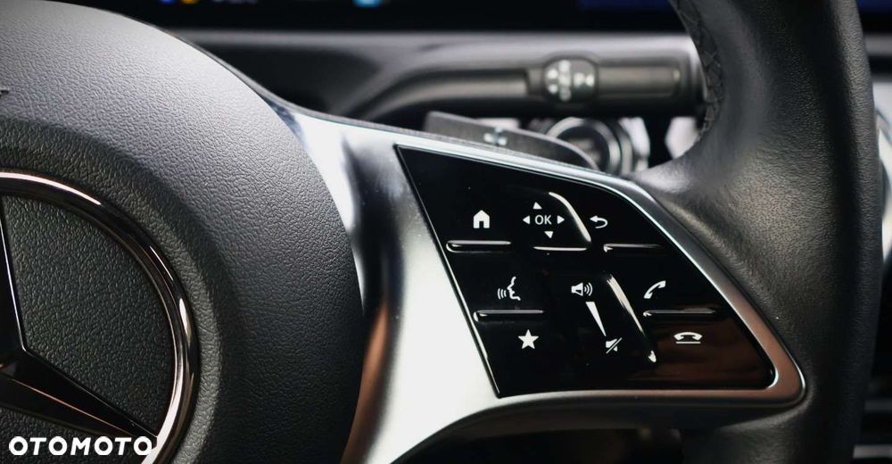Mercedes-Benz CLA - 21