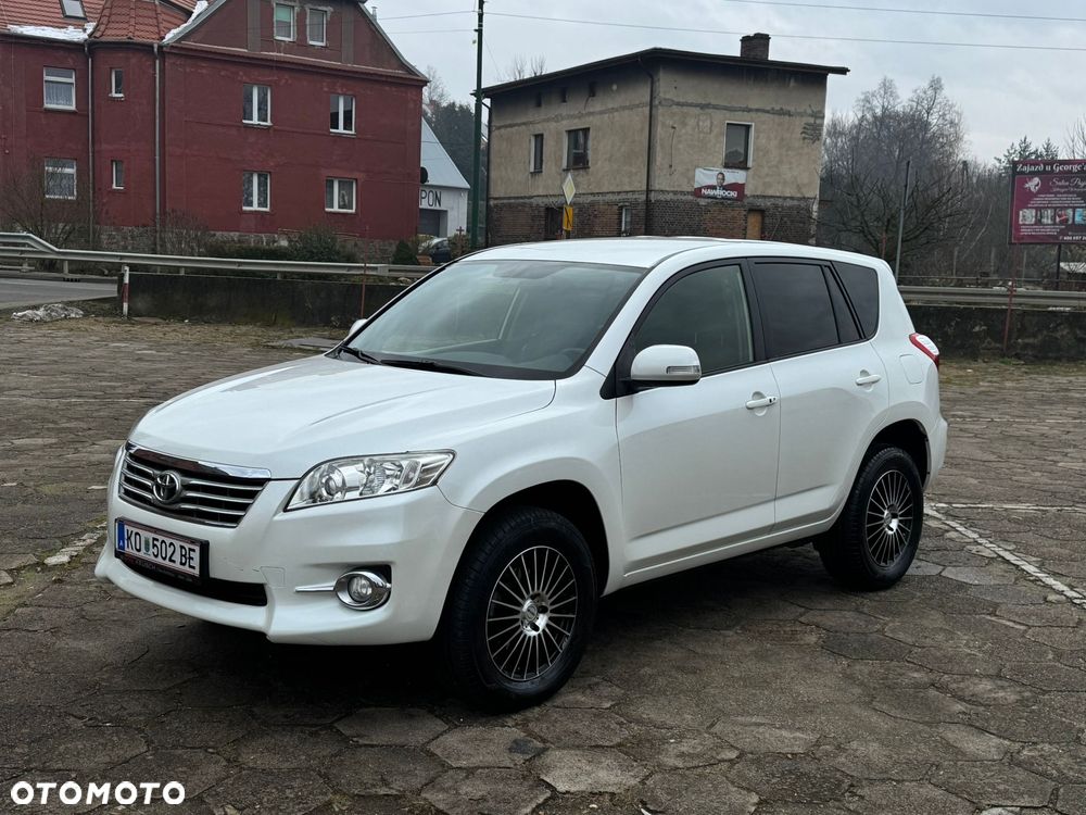 Toyota RAV4 2.2 D-4D Premium - 1