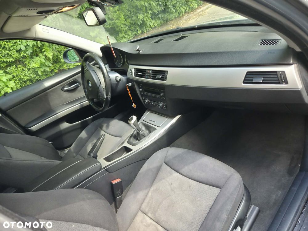 BMW Seria 3 - 11