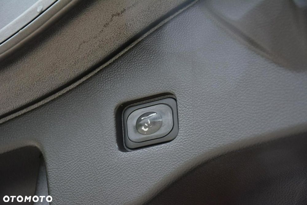 Ford Mondeo 2.0 TDCi ST-Line - 39