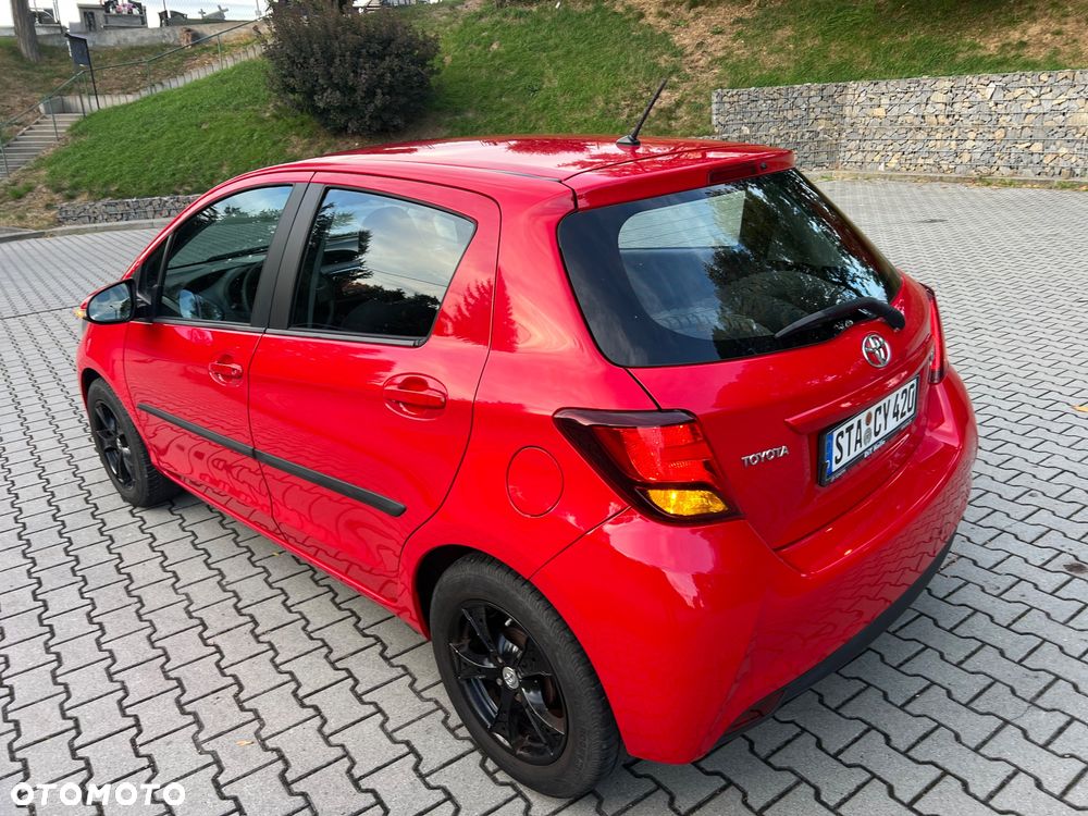 Toyota Yaris - 30