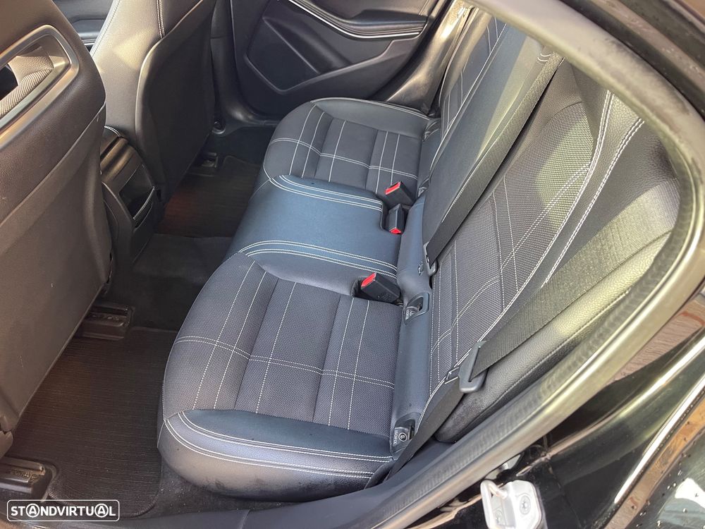 Mercedes-Benz A 180 CDI BE Edition Urban - 8