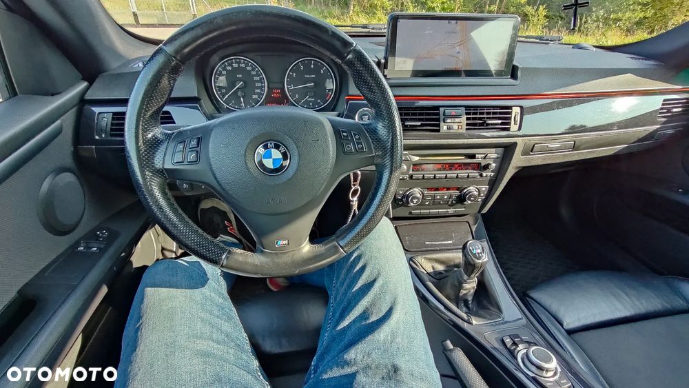 BMW Seria 3 320i Edition Exclusive - 33