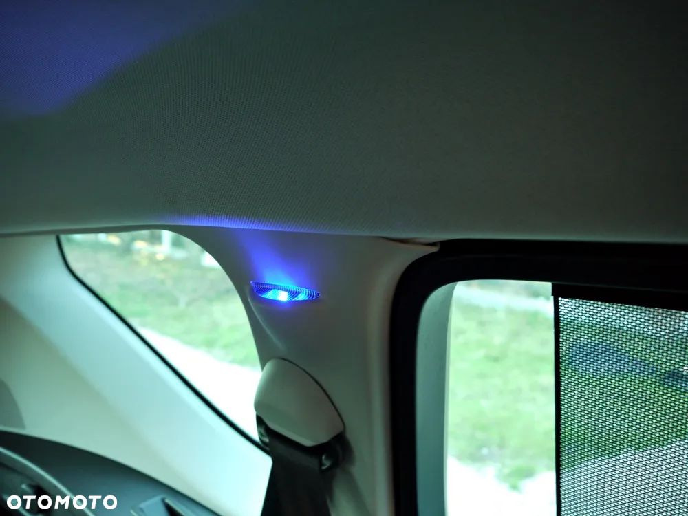 Renault Espace 1.6 dCi Energy Initiale Paris EDC 7os - 33