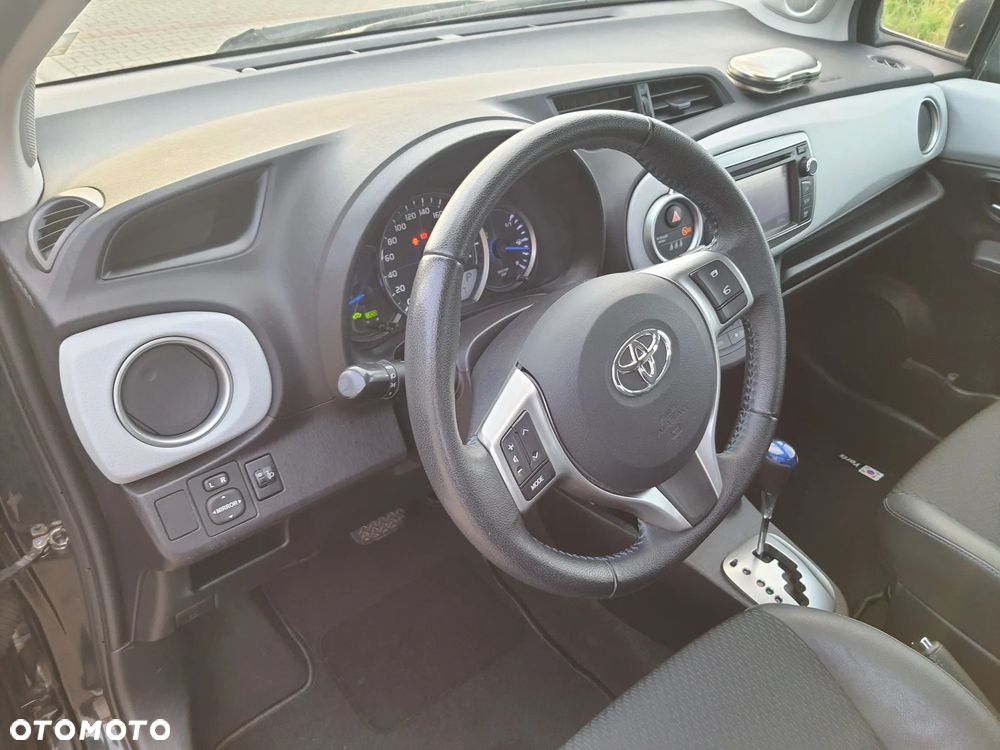 Toyota Yaris - 13