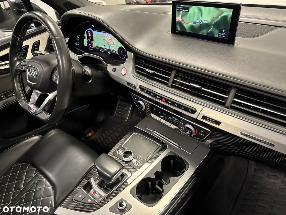 Audi SQ7 - 11