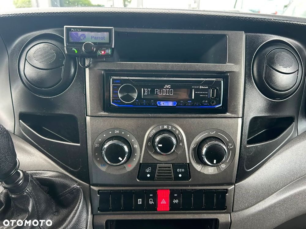 Iveco Daily 35S15 L3H2 Średniak **KLIMA**Hak 3,5t.**Niski przebieg**Sprowadzony**2014R** - 14