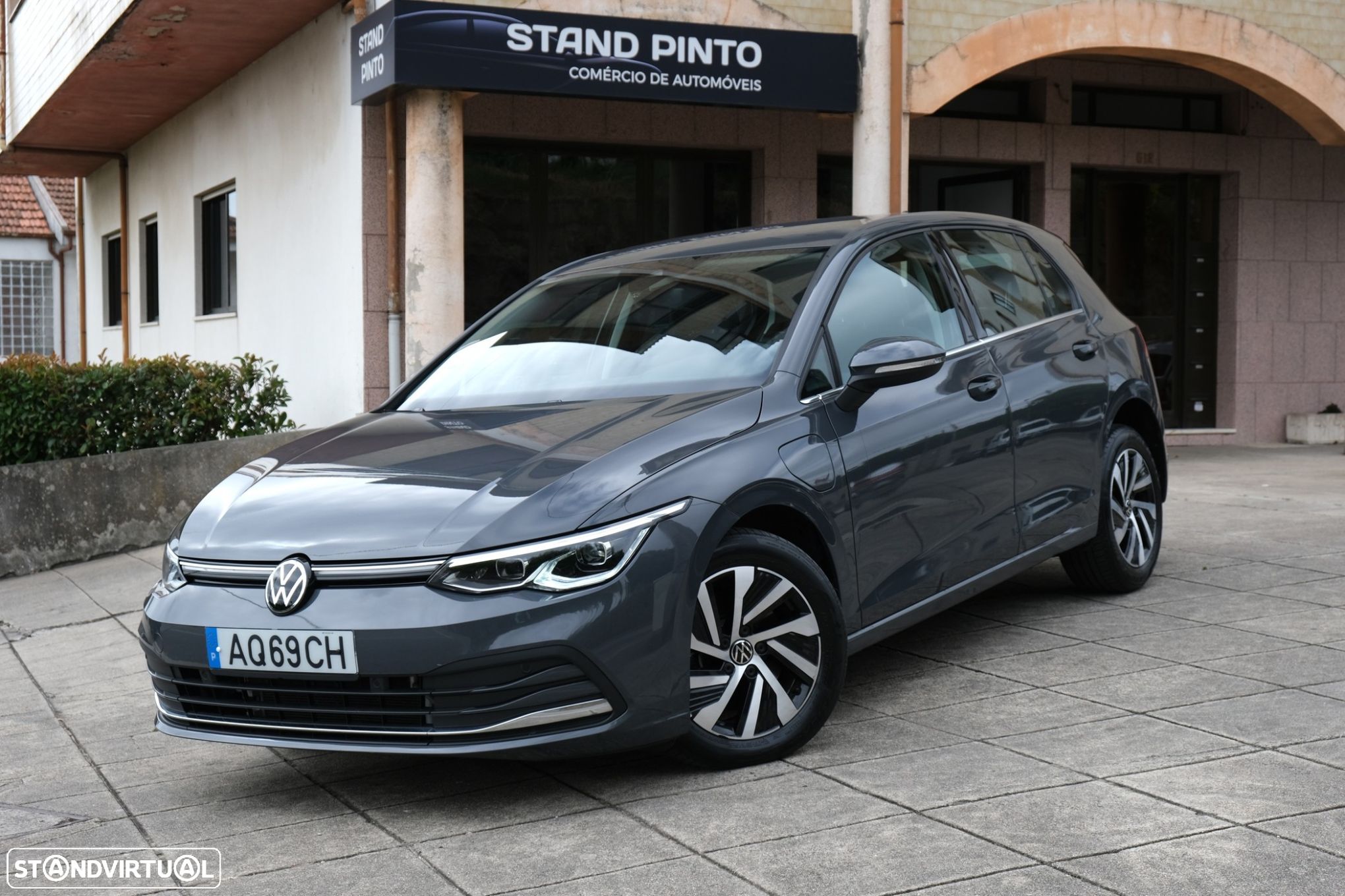 VW Golf 1.4 TSI e-Hybrid DSG - 1