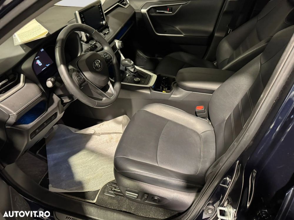 Toyota RAV4 2.5 4x4 Hybrid Lounge - 2