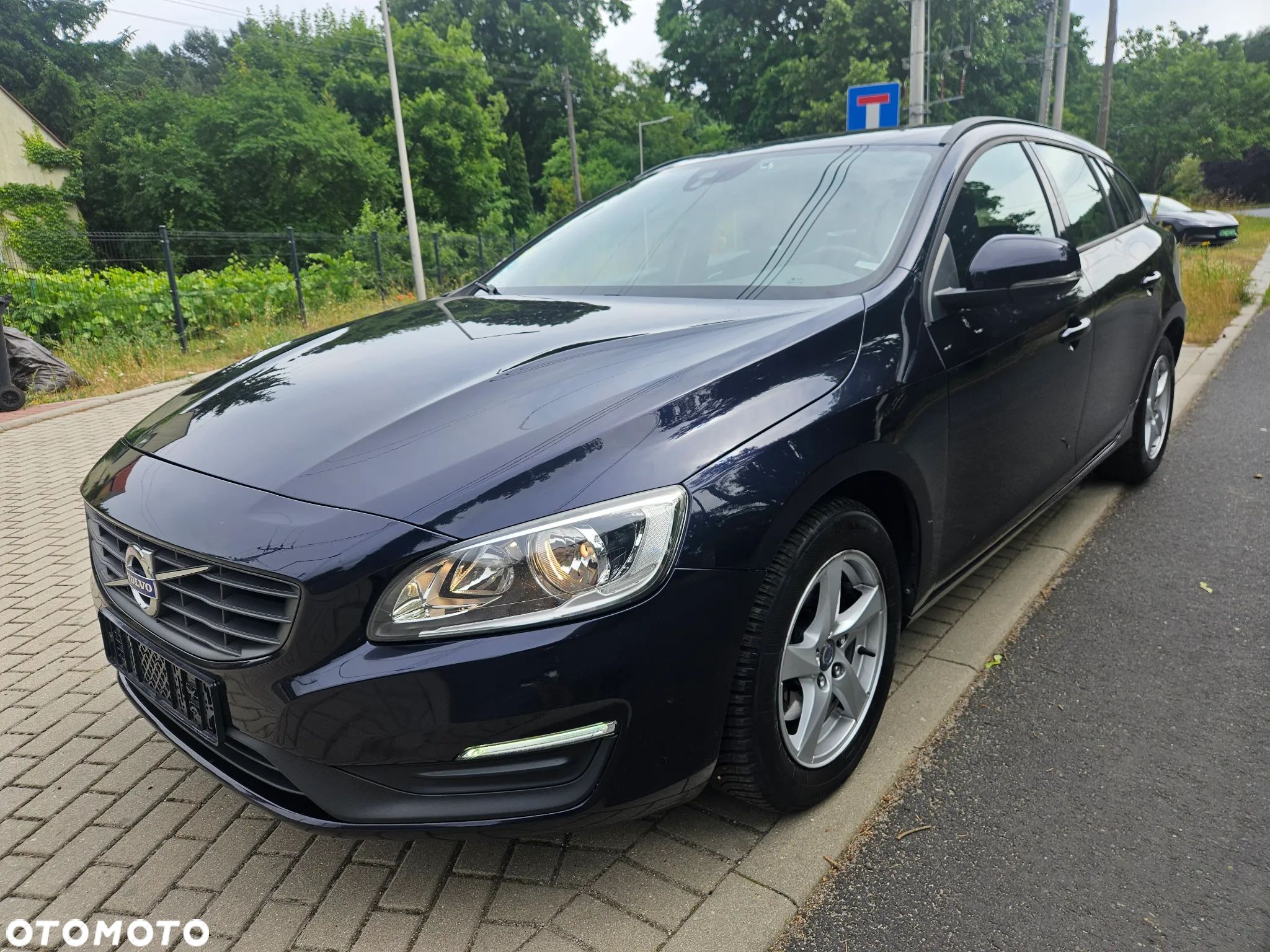 Volvo V60 D2 Kinetic - 1