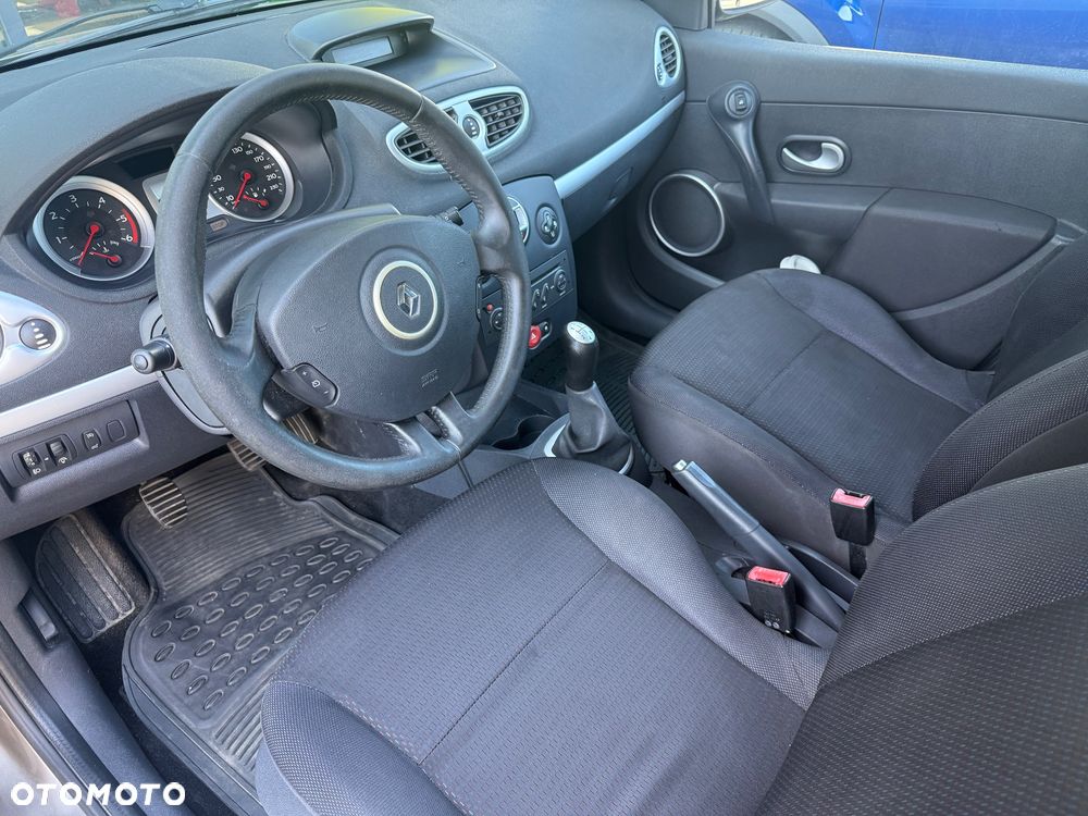 Renault Clio 1.5 dCi Dynamique - 10