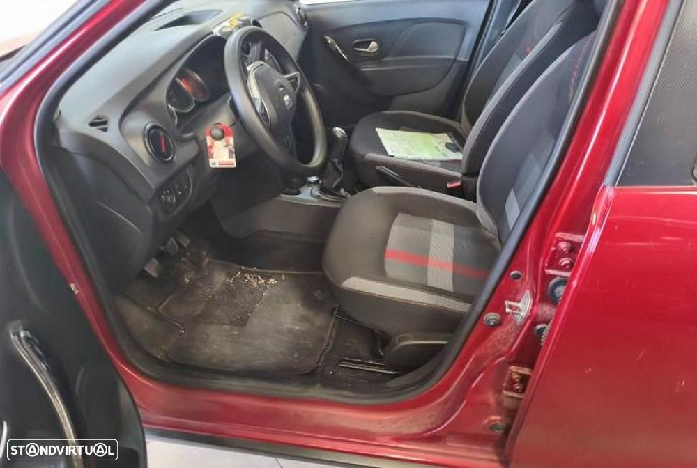 Dacia Sandero - 3