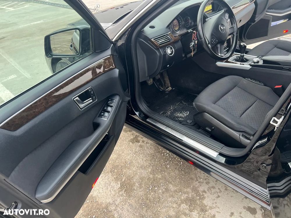Mercedes-Benz E 220 CDI BlueEfficiency - 7