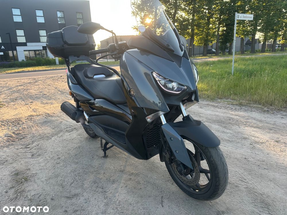 Yamaha X-max - 1