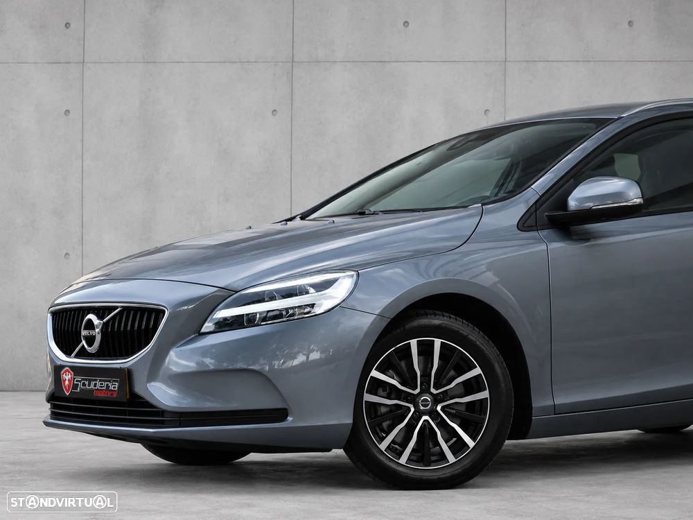 Volvo V40 2.0 D3 Momentum - 11