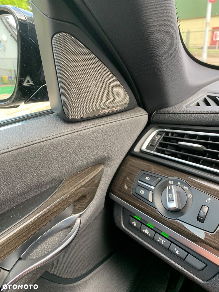 BMW Seria 7 730d - 22